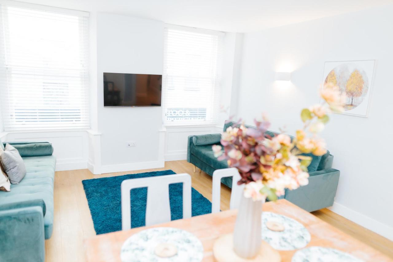 Luxury Modern 3 Bedroom Apartment In City Centre Единбург Екстериор снимка