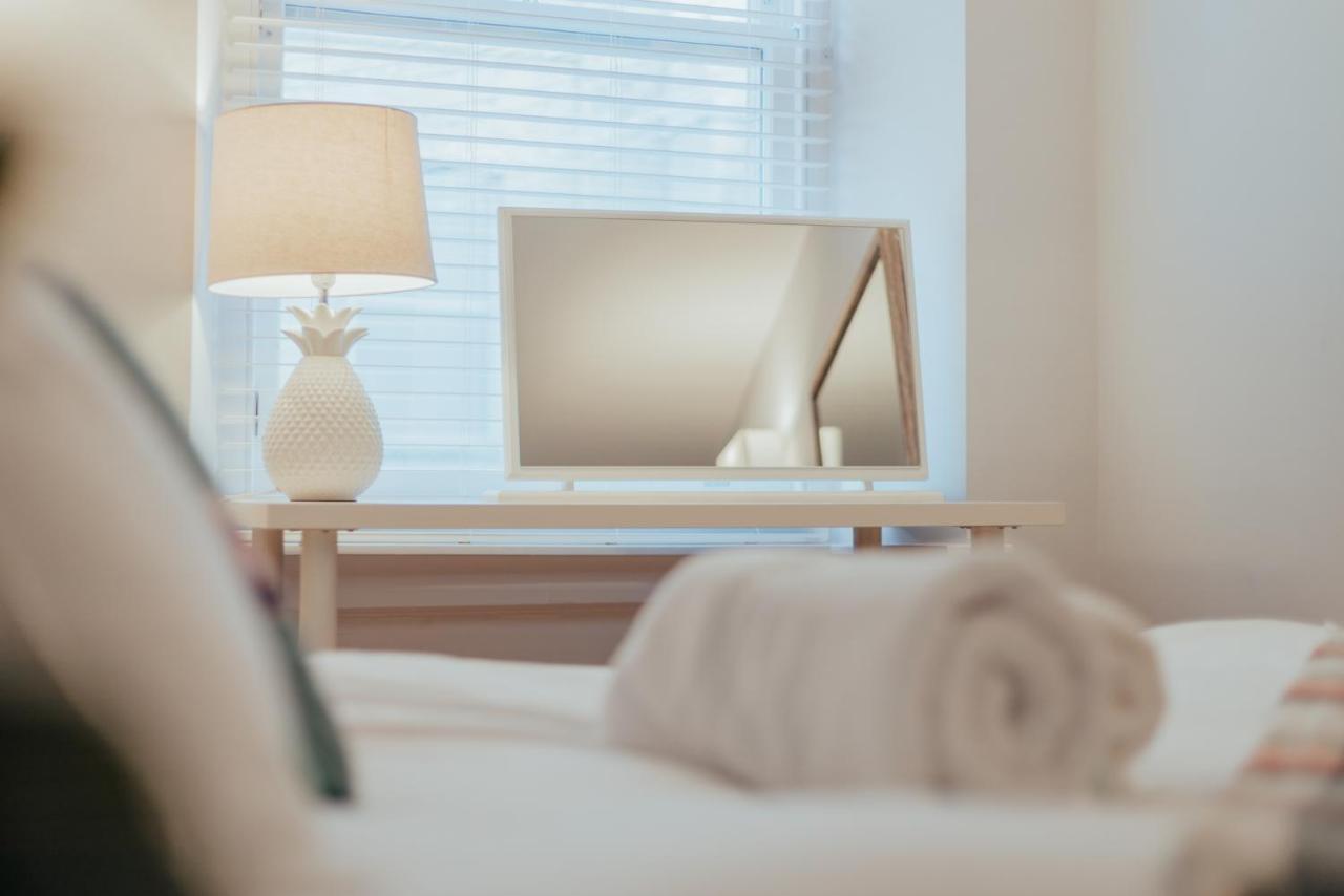 Luxury Modern 3 Bedroom Apartment In City Centre Единбург Екстериор снимка