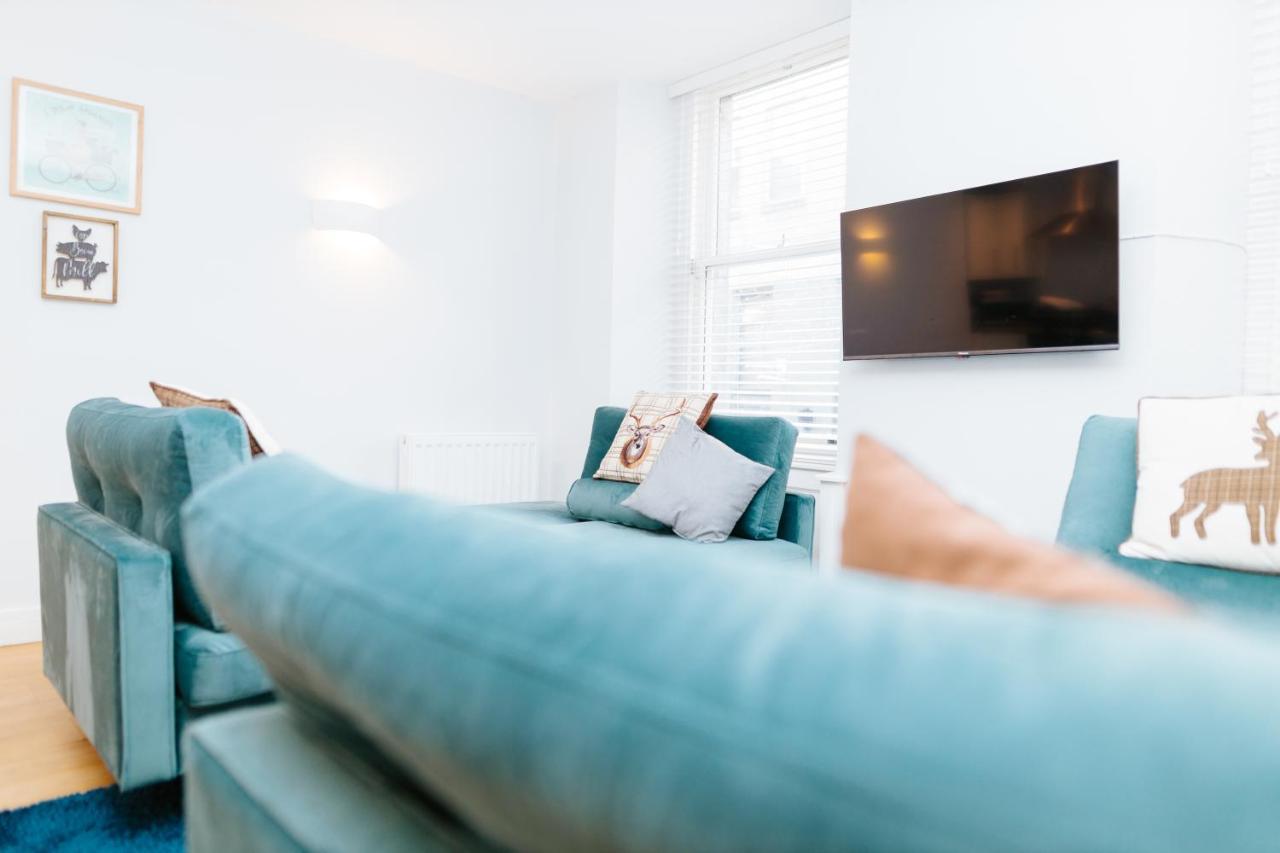 Luxury Modern 3 Bedroom Apartment In City Centre Единбург Екстериор снимка