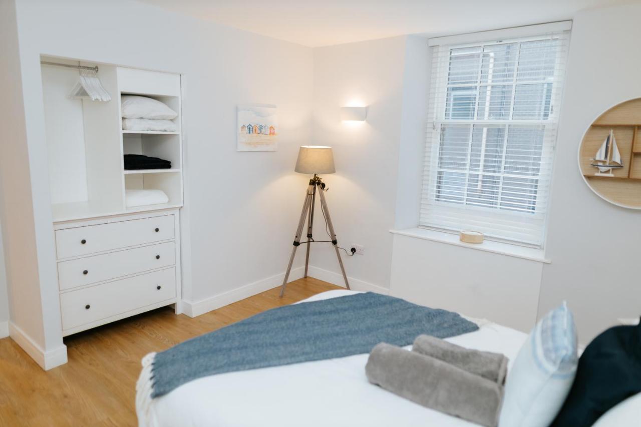 Luxury Modern 3 Bedroom Apartment In City Centre Единбург Екстериор снимка